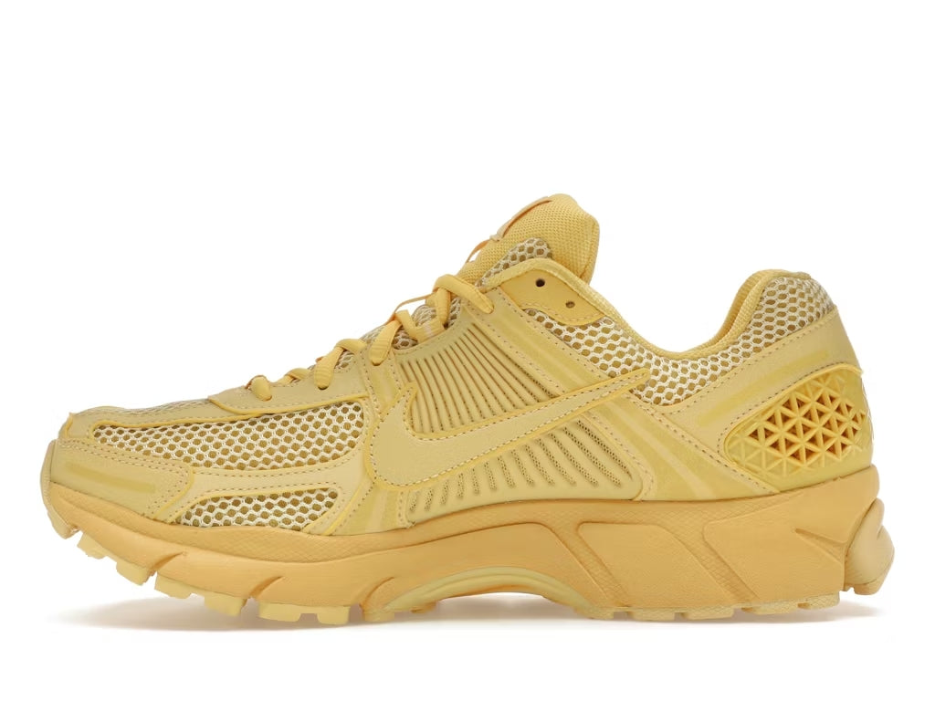 Nike Zoom Vomero 5 Saturn Gold (Women's)